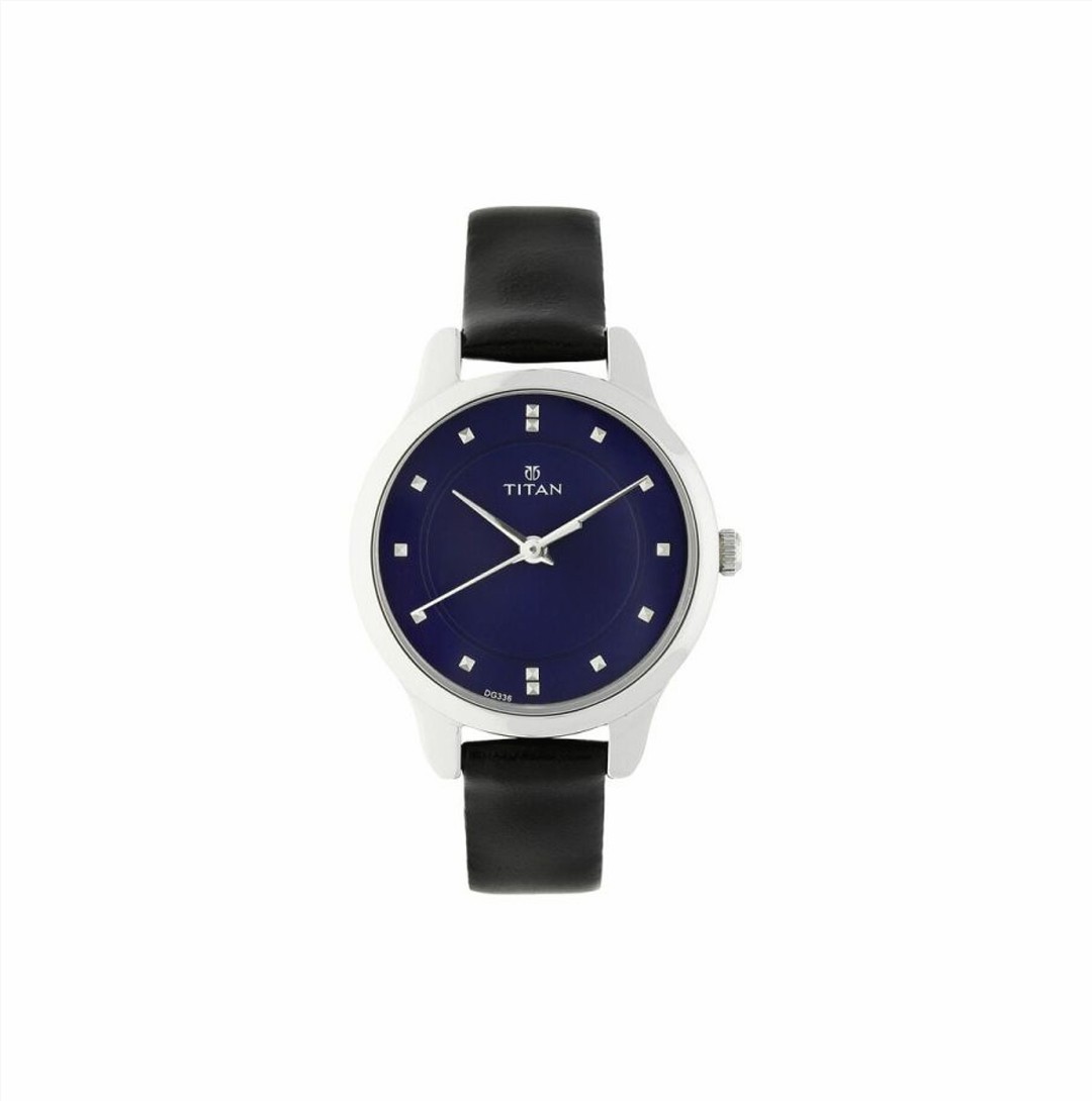 Titan Women's Chic minimalist watch with Blue dial and leather strap (NP2481SL08)